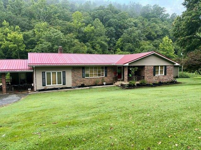 House for sale in Prestonsburg, Kentucky