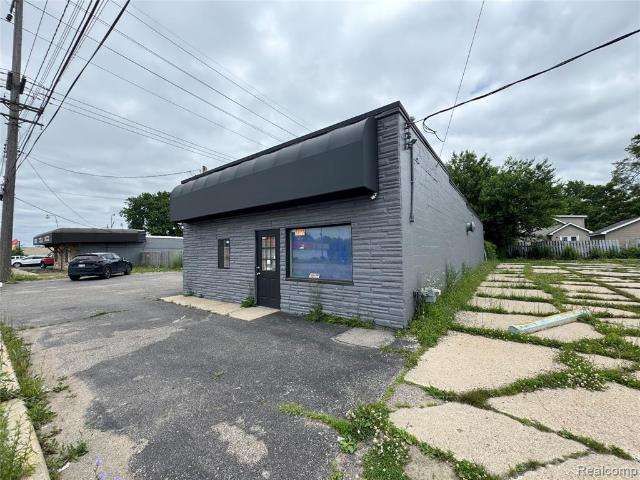 Commercial for sale in Grand Blanc