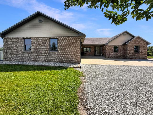 House for sale in Illinois