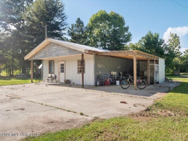 House for sale in Forest, Mississippi