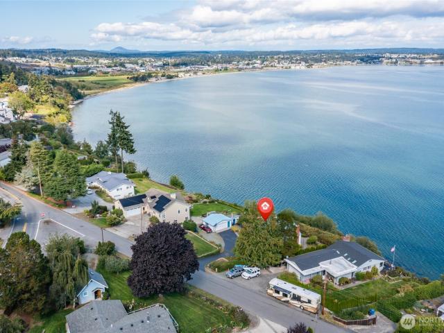 House for sale in Oak Harbor, Washington