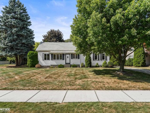House for sale in Fraser, Macomb County