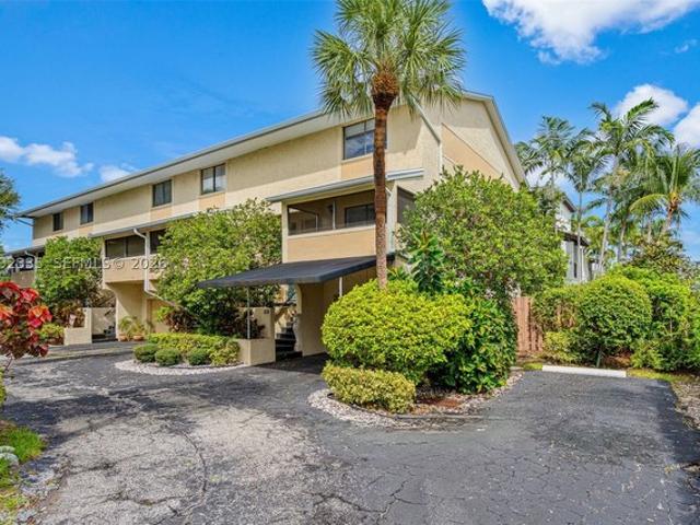Townhouse for sale in Pompano Beach, Florida
