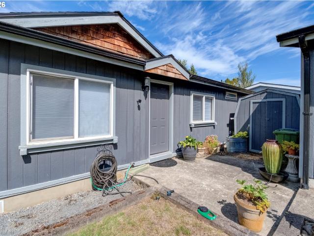 House for sale in Woodburn, Marion County