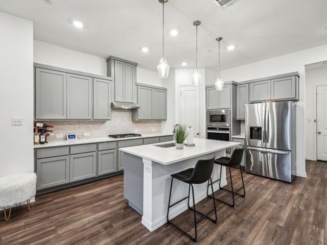 Townhouse for sale in Pleasant Valley, Sachse