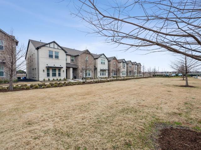 Townhouse for sale in Sachse, Texas