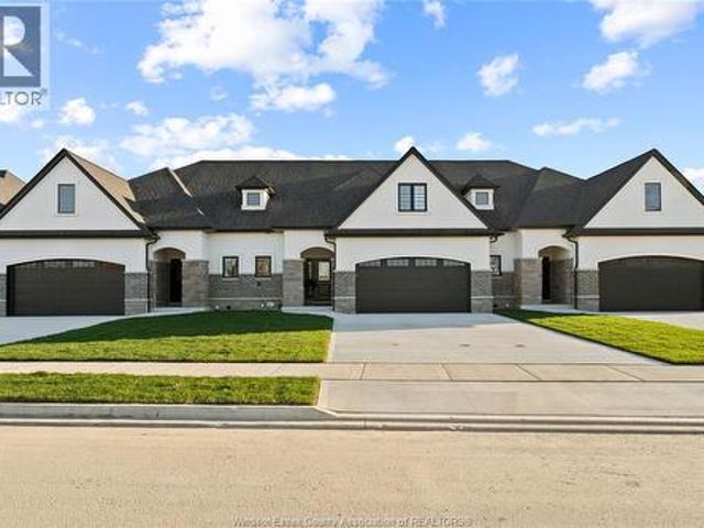 House for sale in Ontario