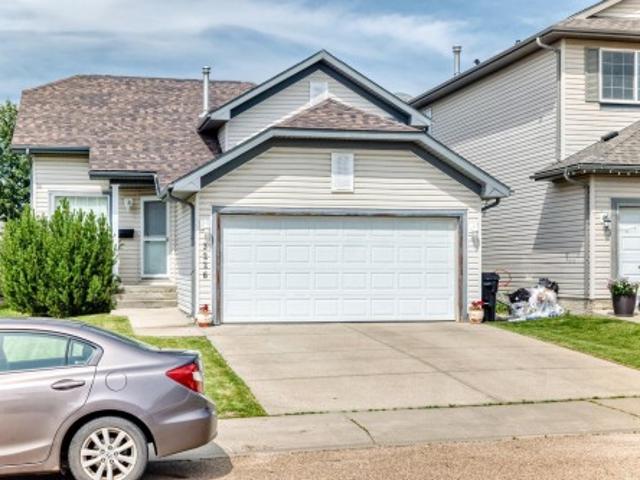 House for sale in Wedgewood, Alberta