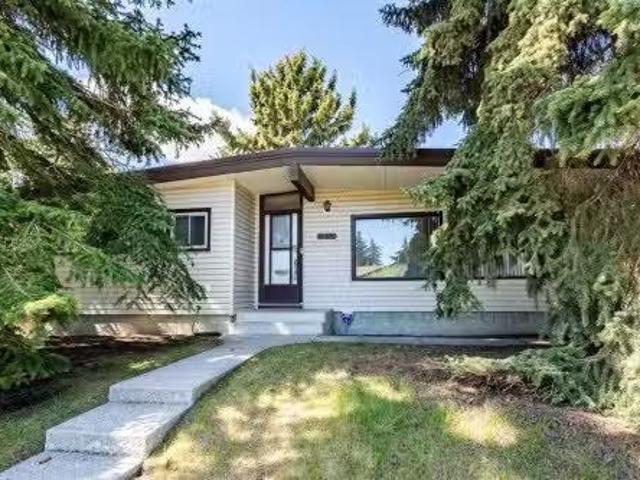 House for sale in Northwest, Alberta
