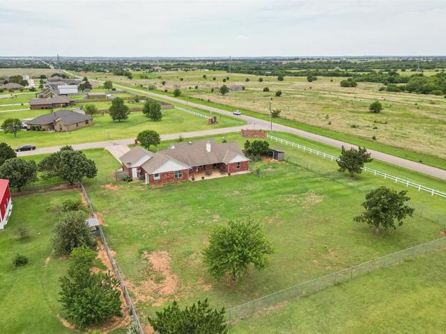 House for sale in Piedmont, Oklahoma