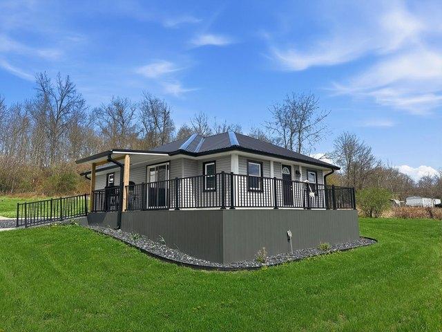 House for sale in Junction City, Ohio