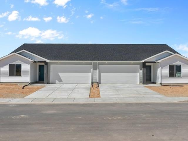 Townhouse for sale in Iron, Utah