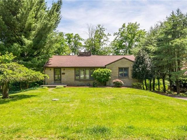 House for sale in Pittsburg, Pennsylvania