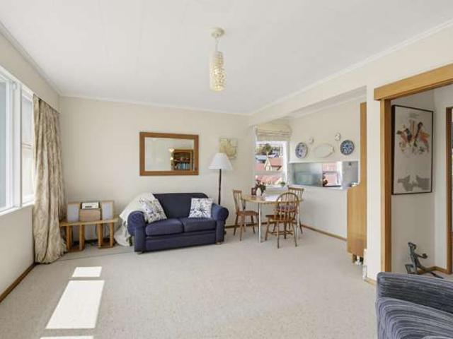 Apartment for sale in Karori, Wellington