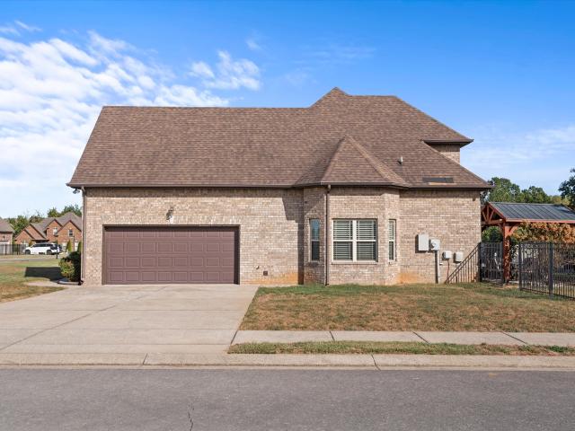 House for sale in SOUTHERN MEADOWS, Murfreesboro