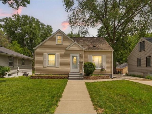 House for sale in Hennepin, Minnesota