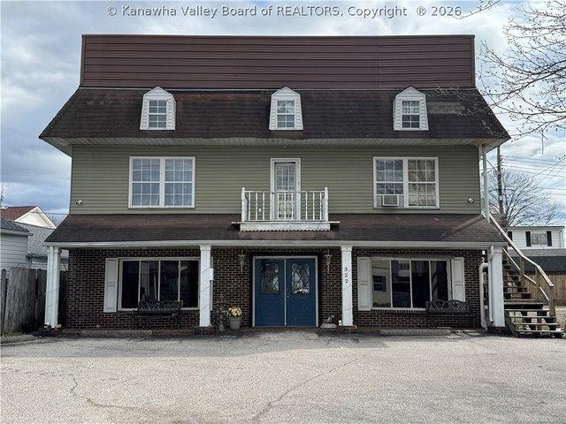 House for sale in Dunbar, West Virginia