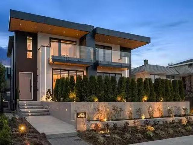 House for sale in North Vancouver, British Columbia