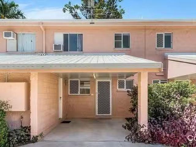 Apartment for rent in Hermit Park