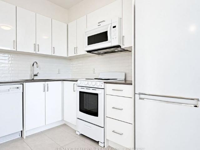 House for rent in Toronto—St. Paul's, Toronto