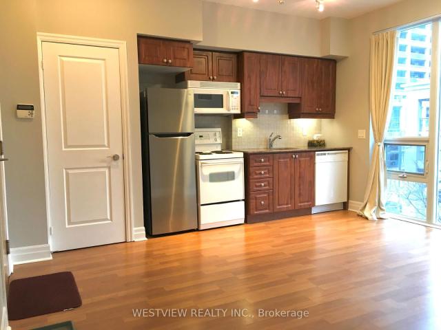 Condo for sale in Toronto, Golden Horseshoe