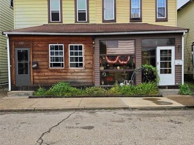 House for sale in Tarentum, Pennsylvania