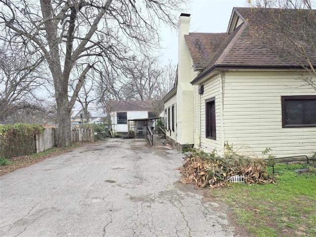 House for sale in Marlin, Texas
