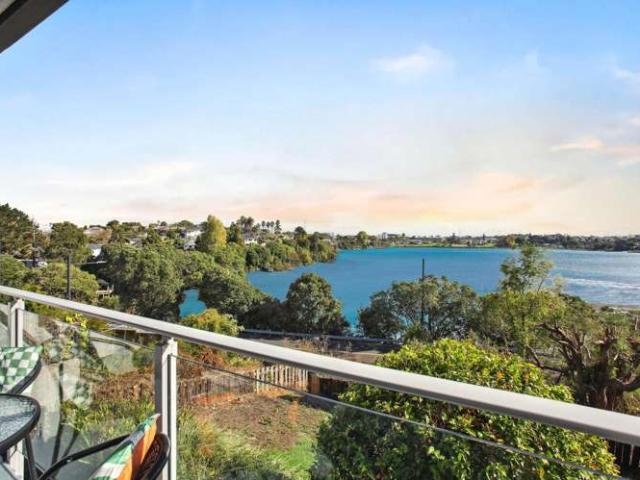 Apartment for sale in Panmure, Maungakiekie-Tāmaki