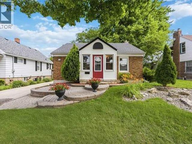 House for sale in Brights Grove, Ontario