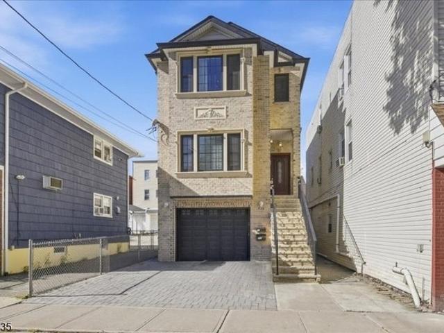 House for sale in Harrison, Hudson County