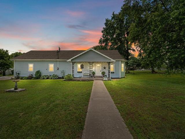House for sale in Clever, Missouri