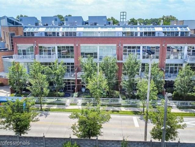Condo for sale in Royal Oak, Michigan