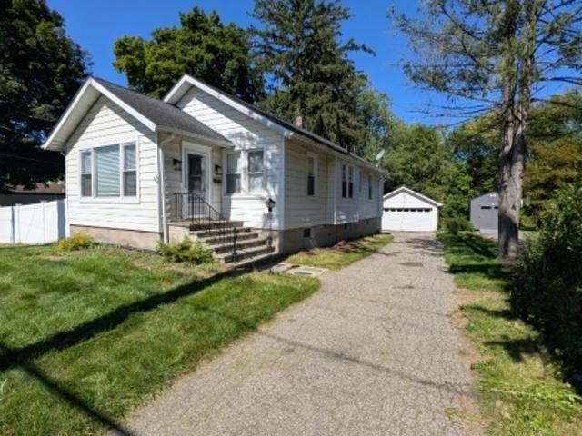 House for sale in Washington, New Jersey