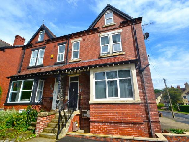 Apartment for rent in Moortown, Leeds