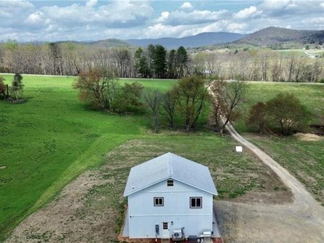House for sale in Elkin, North Carolina
