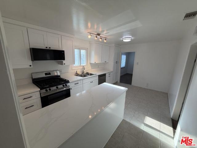 House for rent in Inglewood, California