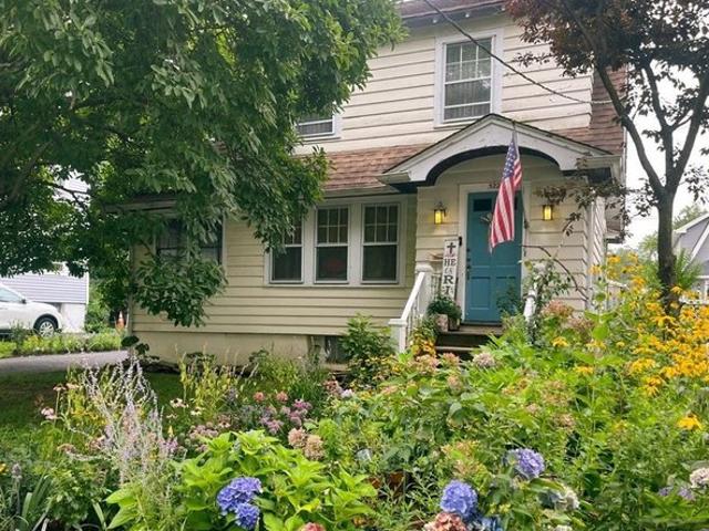House for sale in Leonia, New Jersey
