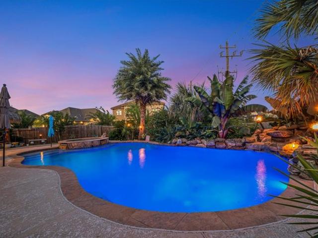 House for sale in Kemah, Galveston County