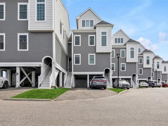 Condo for sale in East Rockaway, New York