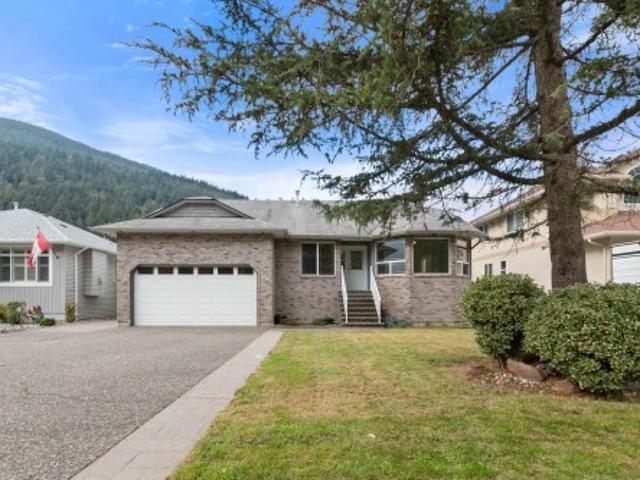 House for sale in Harrison Hot Springs, British Columbia