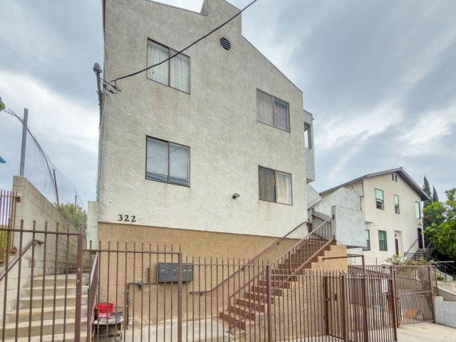 Apartment for rent in Canoga Park, California