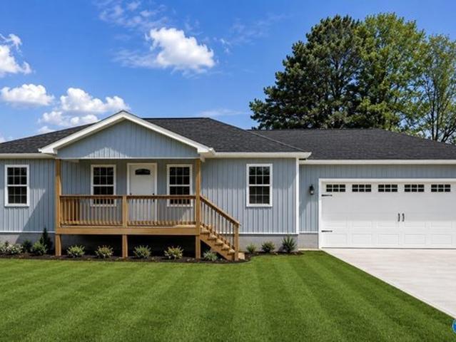 House for sale in Boaz, Alabama
