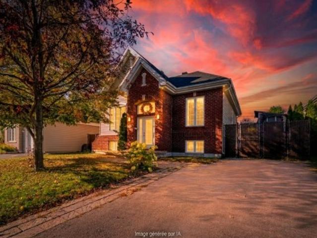 House for sale in Sainte-Marthe-sur-le-Lac, Laurentides