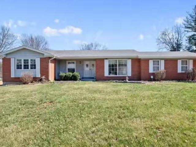 House for sale in Ballwin