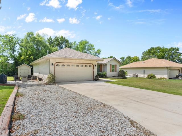 House for sale in Clever, Missouri