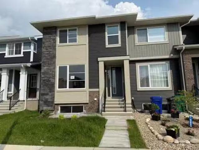 House for sale in Alberta