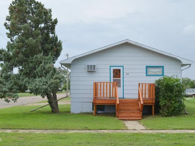House for sale in New Leipzig, North Dakota