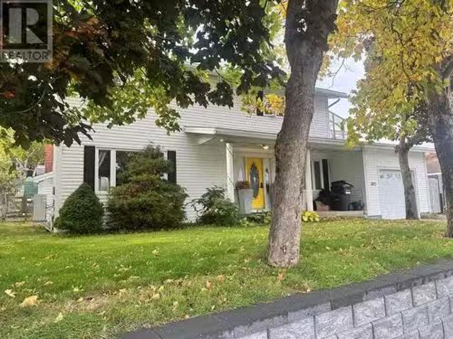 House for sale in Foxtrap, Newfoundland And Labrador