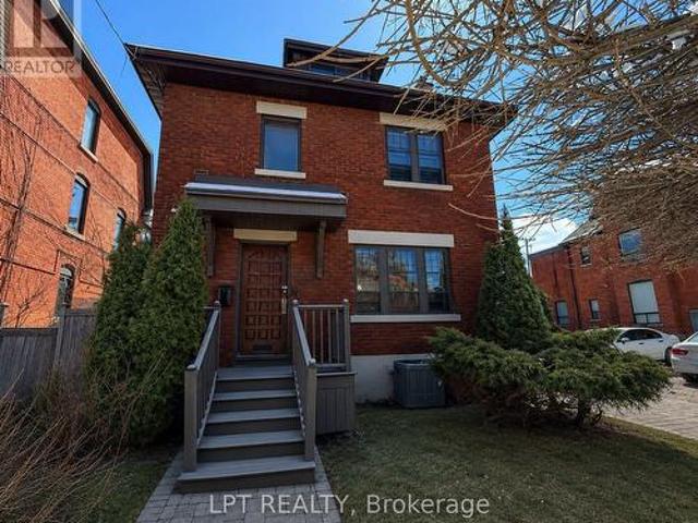 House for rent in Somerset, Ottawa