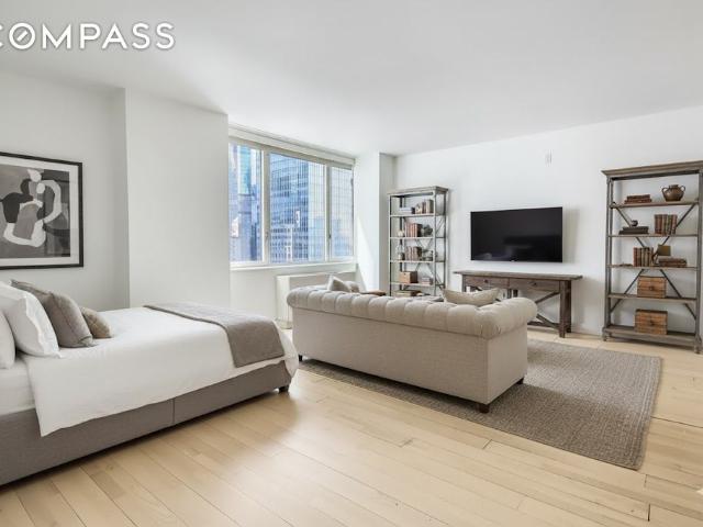 Condo for sale in Arverne, New York